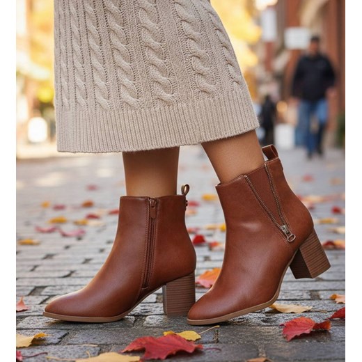 Ocieplane botki damskie na obcasie Camel /A1-3 18418 W4/ - id: 33354 - marki Pantofelek24.pl - 187299342 Ocieplane botki damskie na obcasie Camel /A1-3 18418 W4/ ze sklepu Pantofelek24.pl w kategorii Botki - zdjęcie 187299342