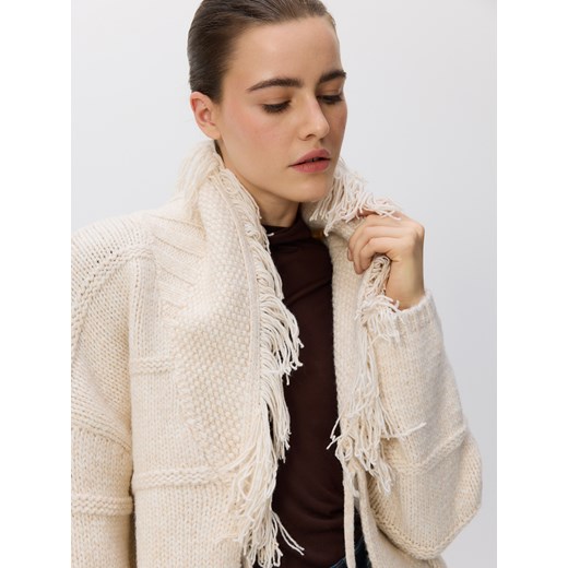 Reserved - Kardigan z frędzlami - kremowy ze sklepu Reserved w kategorii Swetry damskie - zdjęcie 187299430