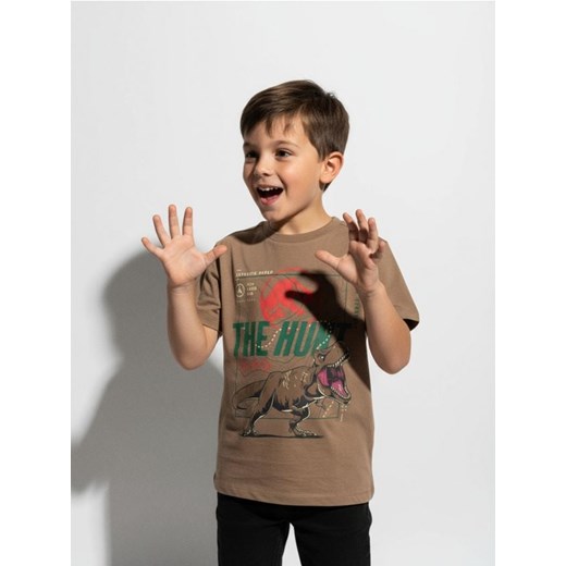 Sinsay - Koszulka z nadrukiem na plecach Jurassic World - brązowy ze sklepu Sinsay w kategorii T-shirty chłopięce - zdjęcie 187306013