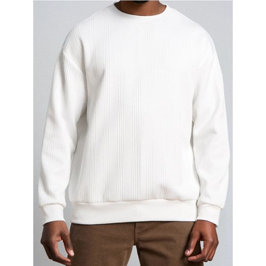 Sinsay - Prążkowana bluza crewneck - kremowy ze sklepu Sinsay w kategorii Bluzy męskie - zdjęcie 187306120