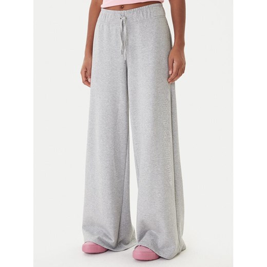 Juicy Couture Spodnie dresowe Annen JCWBJ225320 Szary Wide Leg - id: 0000305589019 - marki Juicy Couture - 187306282 Juicy Couture Spodnie dresowe Annen JCWBJ225320 Szary Wide Leg ze sklepu MODIVO w kategorii Spodnie damskie - zdjęcie 187306282