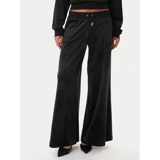 Juicy Couture Spodnie dresowe JCBBJ225803 Czarny Wide Leg - id: 0000305589361 - marki Juicy Couture - 187306332 Juicy Couture Spodnie dresowe JCBBJ225803 Czarny Wide Leg ze sklepu MODIVO w kategorii Spodnie damskie - zdjęcie 187306332
