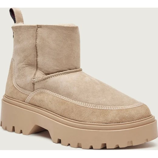 Tommy Hilfiger Śniegowce | zamsz ze sklepu Gomez Fashion Store w kategorii Śniegowce damskie - zdjęcie 187309092