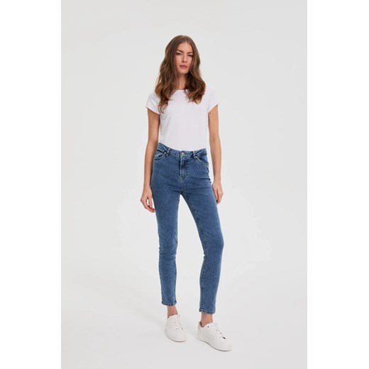 Jeansy skinny niebieskie ze sklepu Moodo.pl w kategorii Jeansy damskie - zdjęcie 187312782