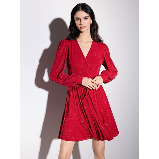 Mohito - Czerwona sukienka mini z metalizowaną nitką - czerwony ze sklepu Mohito w kategorii Sukienki - zdjęcie 187314660