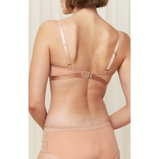 Aura Spotlight Maxi 10207997 figi, Kolor beżowy, Rozmiar 40, Triumph ze sklepu Primodo w kategorii Majtki damskie - zdjęcie 187323072