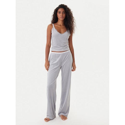 Juicy Couture Piżama JCLPJ225516 Szary Regular Fit ze sklepu MODIVO w kategorii Piżamy damskie - zdjęcie 187325093
