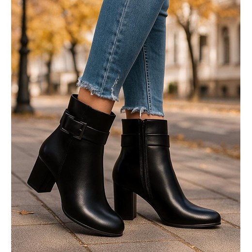 Czarne botki damskie na obcasie słupku /i5-4 H2 18443 W199/ ze sklepu Pantofelek24.pl w kategorii Botki - zdjęcie 187330043