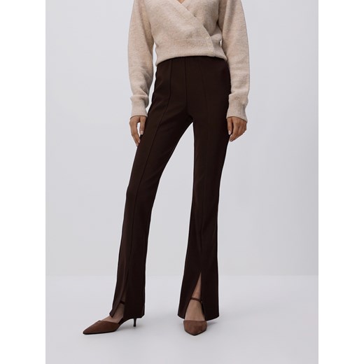 Reserved - Legginsy z rozcięciami - ciemnobrązowy ze sklepu Reserved w kategorii Spodnie damskie - zdjęcie 187331742