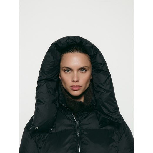 Reserved - Puchowy płaszcz z kapturem - czarny Reserved S Reserved