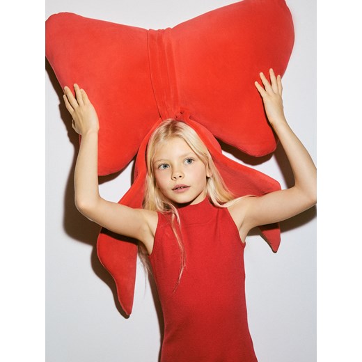 Reserved - Dzianinowa sukienka z wiskozą - czerwony ze sklepu Reserved w kategorii Swetry dziewczęce - zdjęcie 187331924