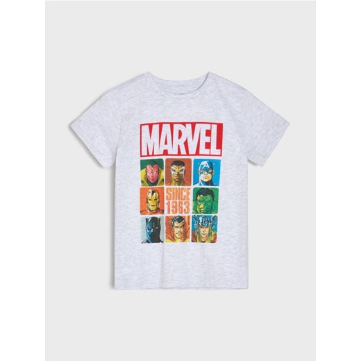 Sinsay - Bawełniana koszulka z nadrukiem Avengers - szary ze sklepu Sinsay w kategorii T-shirty chłopięce - zdjęcie 187333261