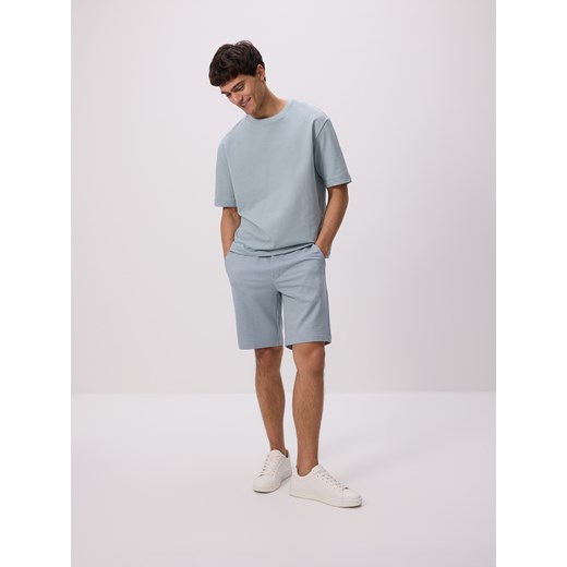 Reserved - Dresowe szorty regular fit - morski ze sklepu Reserved w kategorii Spodenki męskie - zdjęcie 187337141
