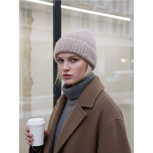 Sinsay - Prążkowana czapka beanie - beżowy ze sklepu Sinsay w kategorii Czapki zimowe damskie - zdjęcie 187339063