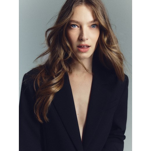 Reserved - Jednorzędowa marynarka - czarny ze sklepu Reserved w kategorii Marynarki damskie - zdjęcie 187342344