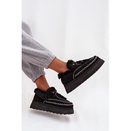 Damskie Śniegowce Na Platformie Z Futerkiem I Frędzlami Czarne Ferayne ze sklepu ZAZOO w kategorii Śniegowce damskie - zdjęcie 187342670
