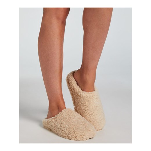 Hunkemöller Kapcie &quot;Emma&quot; w kolorze beżowym Hunkemöller 36/37 wyprzedaż Limango Polska