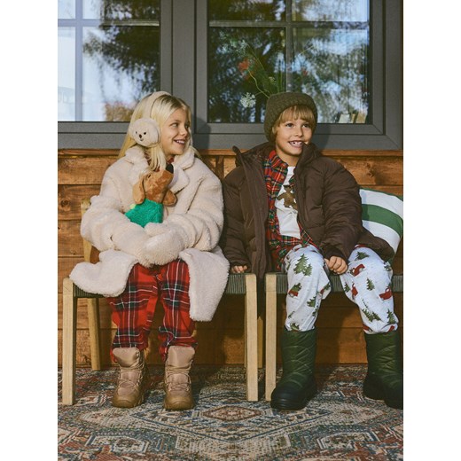 Reserved - Ocieplane śniegowce z wiązaniem - brązowy ze sklepu Reserved w kategorii Buty zimowe dziecięce - zdjęcie 187351792