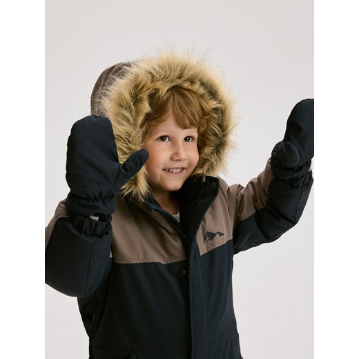 Reserved - Ocieplany kombinezon z rękawiczkami - granatowy ze sklepu Reserved w kategorii Kombinezony i kurtki - zdjęcie 187353564