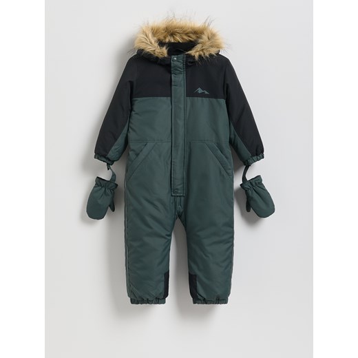 Reserved - Ocieplany kombinezon z rękawiczkami - zielony ze sklepu Reserved w kategorii Kombinezony chłopięce - zdjęcie 187353572