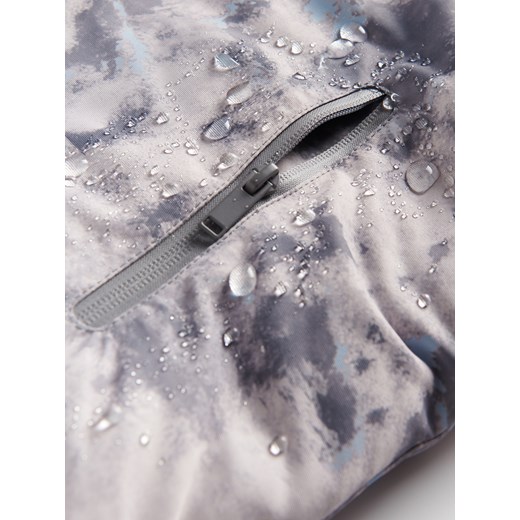 Reserved - Wodoodporna ocieplana kurtka z kapturem - wielobarwny ze sklepu Reserved w kategorii Kurtki dziewczęce - zdjęcie 187353714