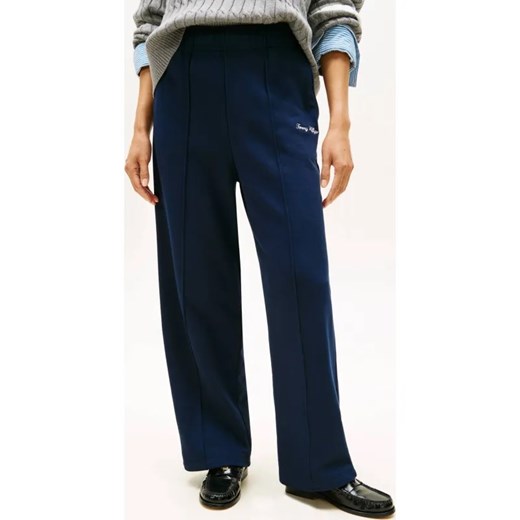 Tommy Hilfiger Spodnie dresowe | Relaxed fit ze sklepu Gomez Fashion Store w kategorii Spodnie damskie - zdjęcie 187362262