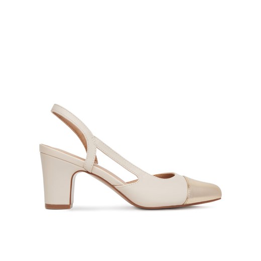 Czółenka Clara Barson WS24202-01 Beżowy Clara Barson 36 eobuwie.pl