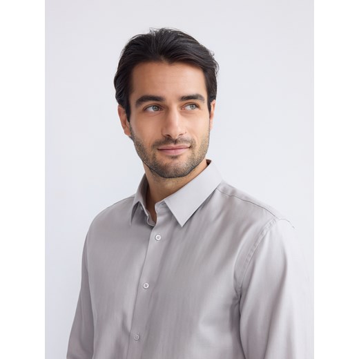 Reserved - Bawełniana koszula slim fit - jasnoszary ze sklepu Reserved w kategorii Koszule męskie - zdjęcie 187369463