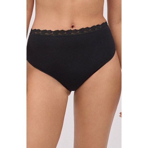Bawełniane figi damskie z wysokim stanem i czarną koronką 19482, Kolor czarny, Rozmiar M, YSABEL MORA ze sklepu Intymna w kategorii Majtki damskie - zdjęcie 187378022