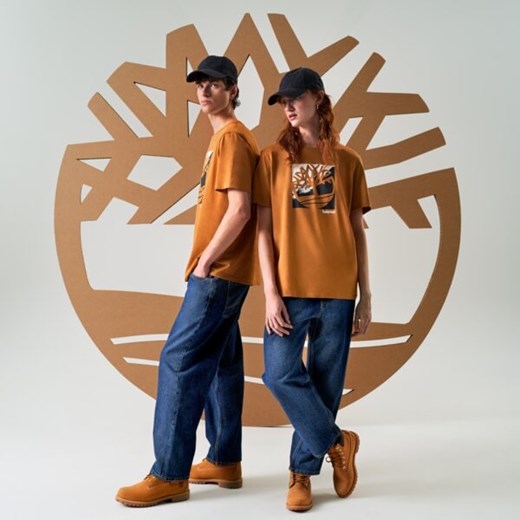 TIMBERLAND T-SHIRT LOGO GRAPHIC SHORT SLEEVE TEE ze sklepu Timberland w kategorii T-shirty męskie - zdjęcie 187380333
