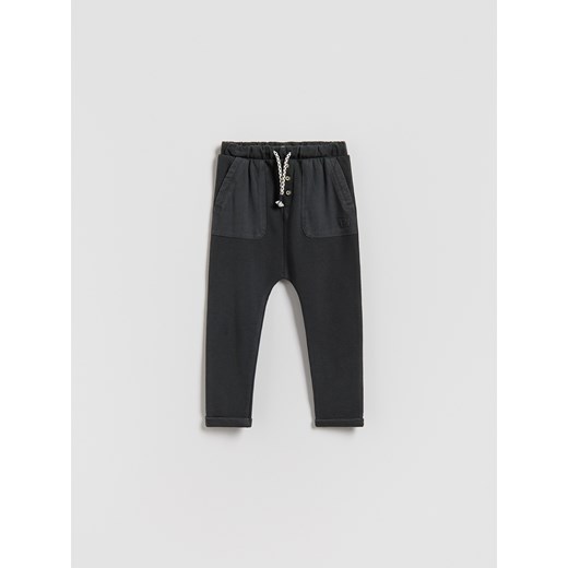 Reserved - Spodnie regular fit - ciemnoszary ze sklepu Reserved w kategorii Spodnie chłopięce - zdjęcie 187380671