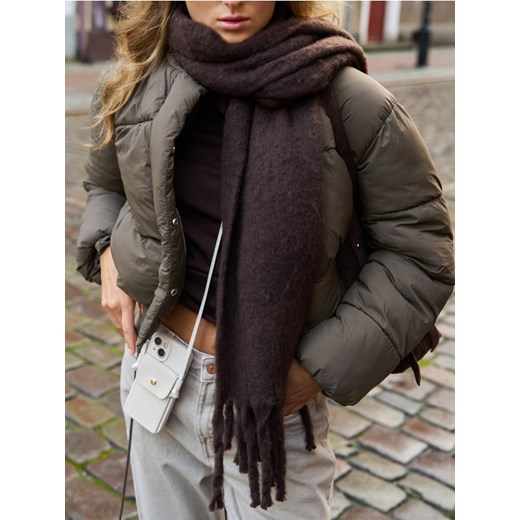 Sinsay - Szalik z frędzlami - brązowy Sinsay One Size Sinsay