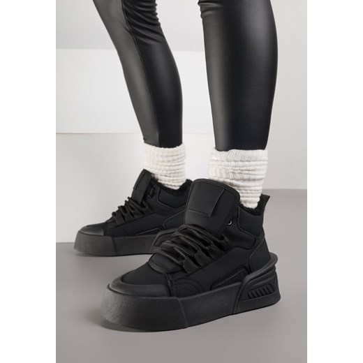 Czarne Ocieplane Sneakersy na Grubej Podeszwie z Tłoczonym Wzorem Anweda ze sklepu born2be.pl w kategorii Buty sportowe damskie - zdjęcie 187382490