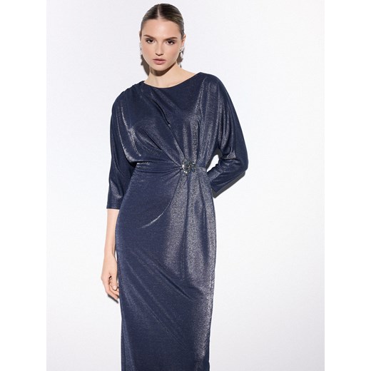 Mohito - Błyszcząca granatowa sukienka midi - granatowy ze sklepu Mohito w kategorii Sukienki - zdjęcie 187384253