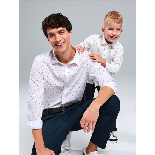 Sinsay - Koszula ze wzorem świątecznym - biały ze sklepu Sinsay w kategorii Koszule męskie - zdjęcie 187386820