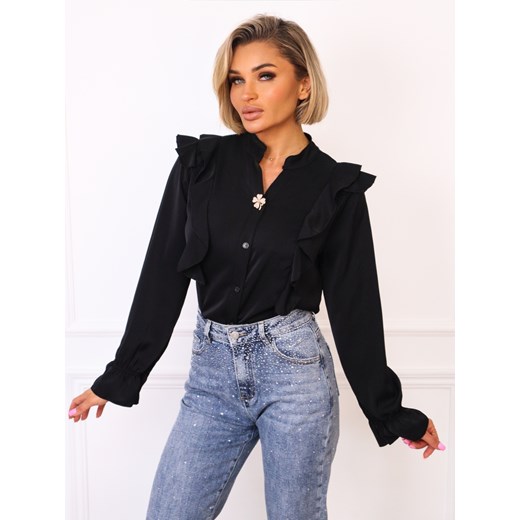 KOSZULA  Z FALBANAMI I OZDOBNĄ BROSZKĄ- CZARNA ze sklepu olika.com.pl w kategorii Koszule damskie - zdjęcie 187389653