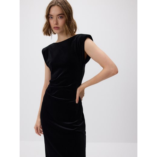 Reserved - Welurowa sukienka - czarny ze sklepu Reserved w kategorii Sukienki - zdjęcie 187394690