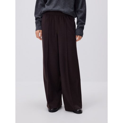 Reserved - Spodnie wide leg z kantem - ciemnobrązowy ze sklepu Reserved w kategorii Spodnie damskie - zdjęcie 187395824