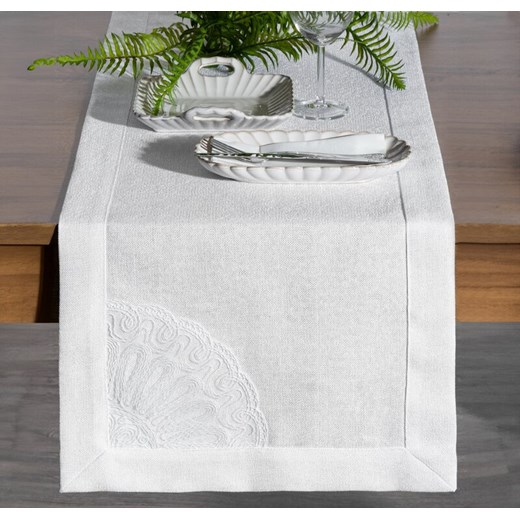 OBRUS ELEN 40 X 140 CM BIAŁY ze sklepu lenaodniemowlakadoszkolniaka.pl w kategorii Obrusy i bieżniki - zdjęcie 187433680