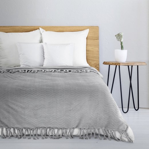 KOC EMMA 150 X 200 CM SREBRNY ze sklepu lenaodniemowlakadoszkolniaka.pl w kategorii Narzuty i kapy - zdjęcie 187463182