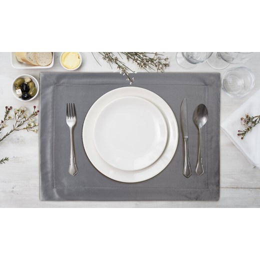 OBRUS MELINDA 30 X 40 CM STALOWY ze sklepu lenaodniemowlakadoszkolniaka.pl w kategorii Obrusy i bieżniki - zdjęcie 187467962