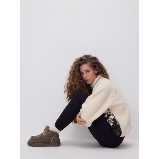 Reserved - Legginsy z zapiętkami - czarny ze sklepu Reserved w kategorii Spodnie damskie - zdjęcie 187472523