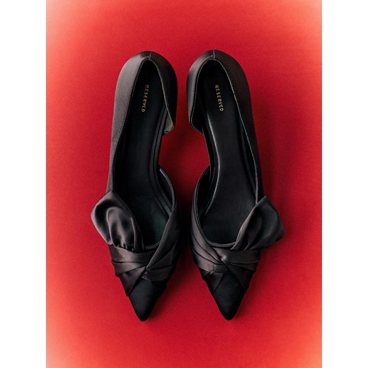 Reserved - Czółenka na obcasie kitten - mahoniowy ze sklepu Reserved w kategorii Czółenka - zdjęcie 187472821