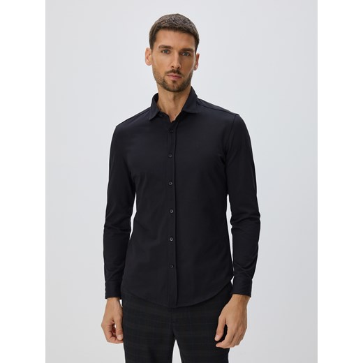 Reserved - Gładka koszula slim fit - czarny ze sklepu Reserved w kategorii Koszule męskie - zdjęcie 187474091