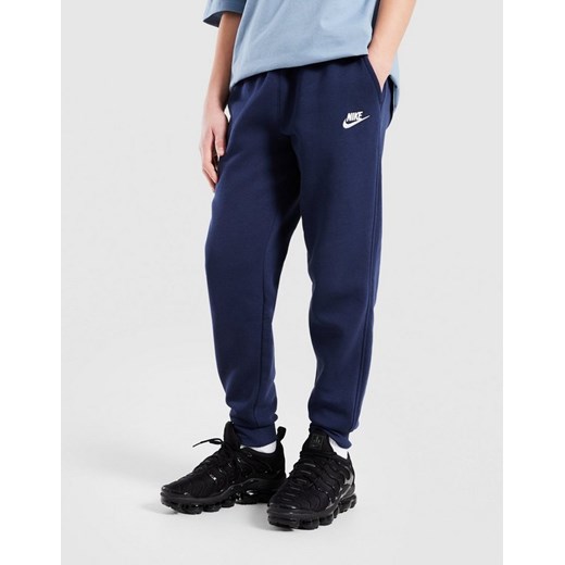 NIKE SPODNIE NIKE CLUB FLEECE BOY ze sklepu JD Sports  w kategorii Spodnie chłopięce - zdjęcie 187478630
