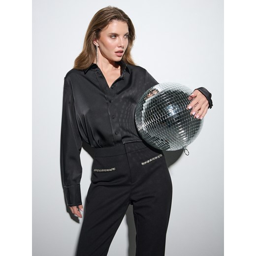 Sinsay - Spodnie z biżuteryjnymi elementami - czarny Sinsay S Sinsay