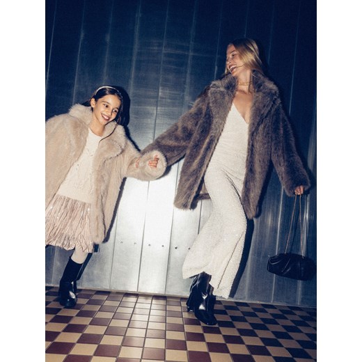 Reserved - Sztuczne futro - beżowy ze sklepu Reserved w kategorii Futra damskie - zdjęcie 187483723