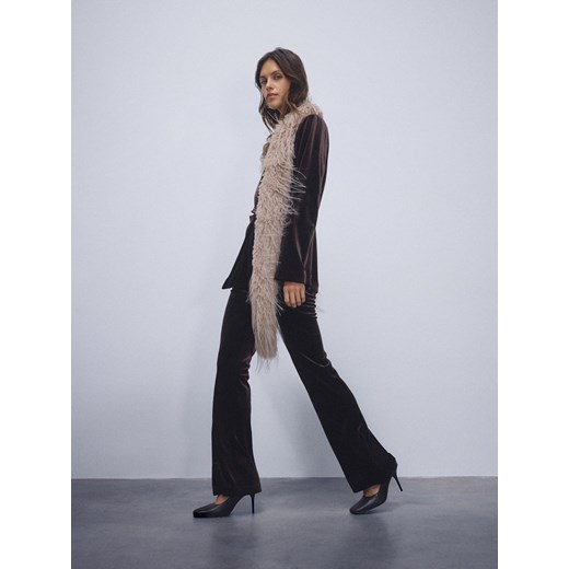 Reserved - Welurowe spodnie - brązowy ze sklepu Reserved w kategorii Spodnie damskie - zdjęcie 187483724