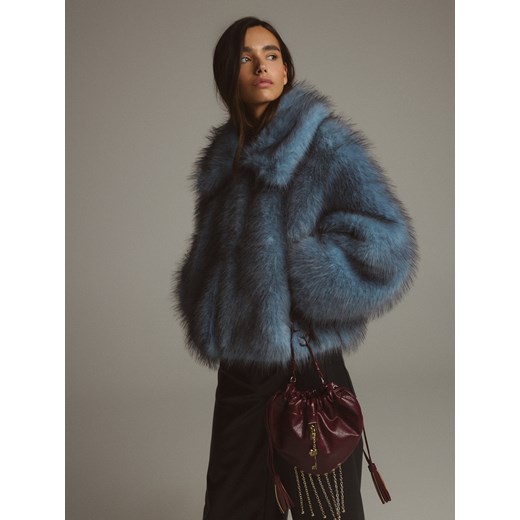 Reserved - Sztuczne futerko z kołnierzem - niebieski ze sklepu Reserved w kategorii Kurtki damskie - zdjęcie 187497234