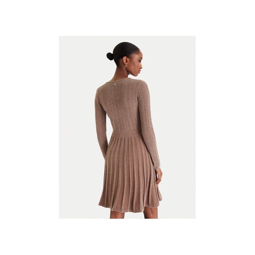 Guess Sukienka dzianinowa W5BK79 Z3902 Beżowy Regular Fit Guess XXL MODIVO